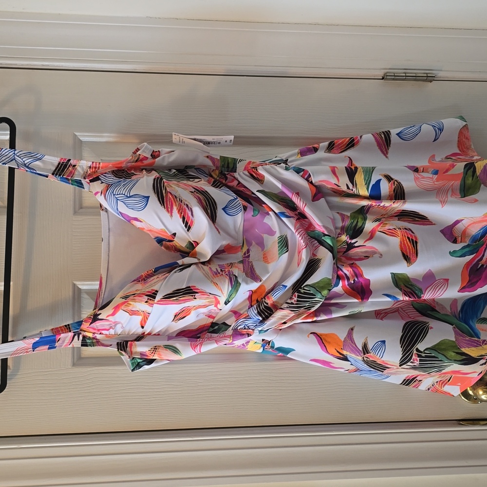 LIZ CLAIBORNE WOMENS TROPICAL ONE PIECE BATHING SUIT WITH BUILT-IN BRA SIZE 24W